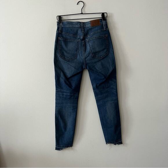 Madewell Petite Curvy High-Rise Skinny Jeans: Drop Step-Hem Edition - Picture 9 of 10